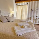 ベッド・アンド・ブレックファスト Domus Corallia-luxury 4*