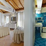 Domus Corallia-luxury 4* ポルト・ロトンド