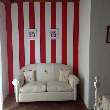 Domus Corallia-luxury Bed & Breakfast